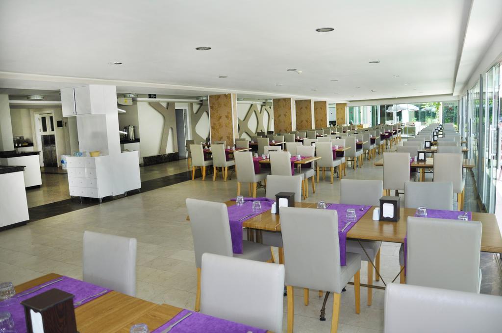 Grand Akca Hotel กาซิพาซา ภายนอก รูปภาพ