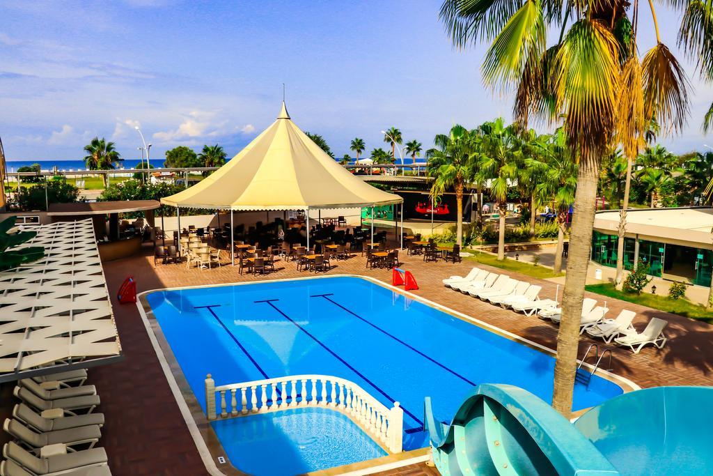 Grand Akca Hotel กาซิพาซา ภายนอก รูปภาพ